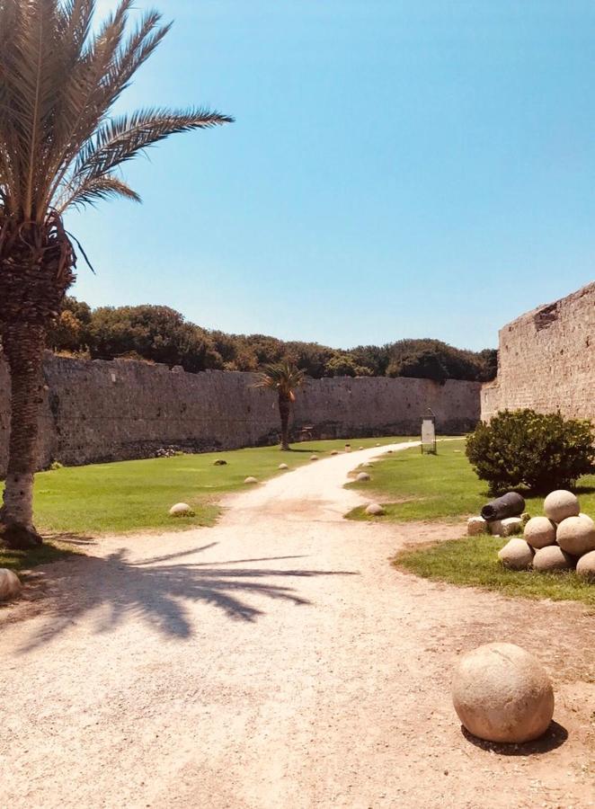 Casa Kastellania * Rhodes City